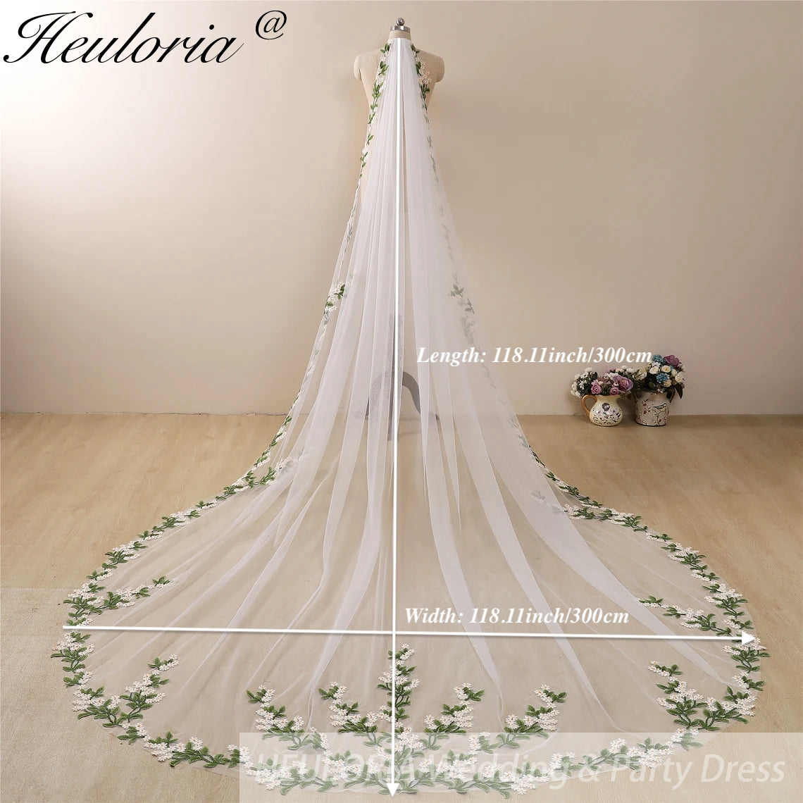 Cathedral Wedding Veil Lace bridal veil with Metal Comb Length 300cm width 300cm for Bride VL-104