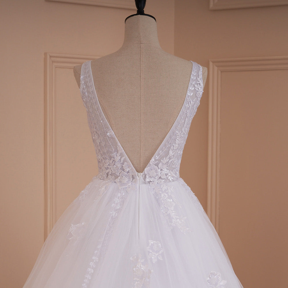 HEULORIA A-line V-Neck Sweep Train Lace Tulle Wedding Dress With Sequins Beading AL-536