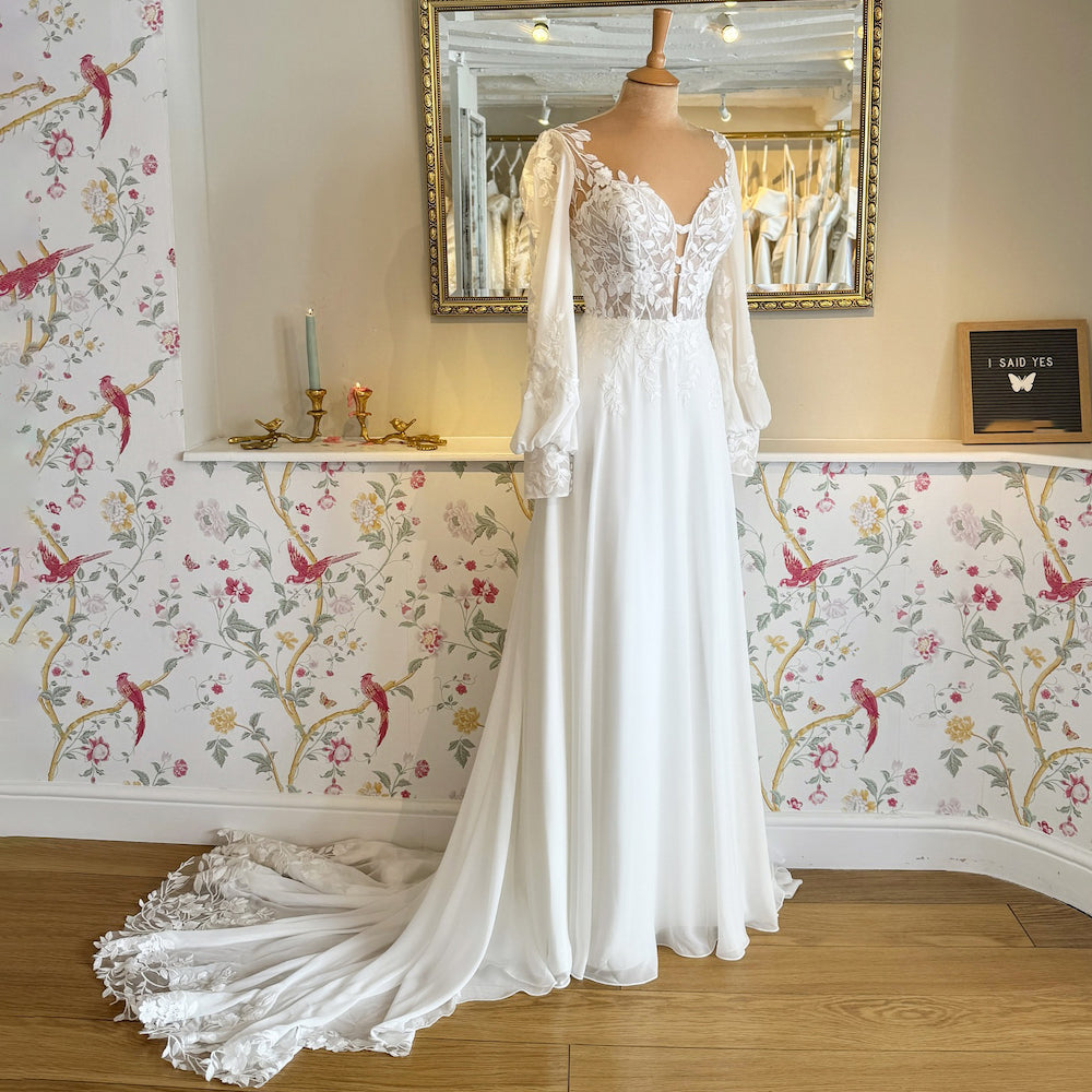 Boho Wedding Dress long sleeve V neck lace applique chiffon bride dress plus size robe de mariee A line Wedding Bridal Gown AL-QK128
