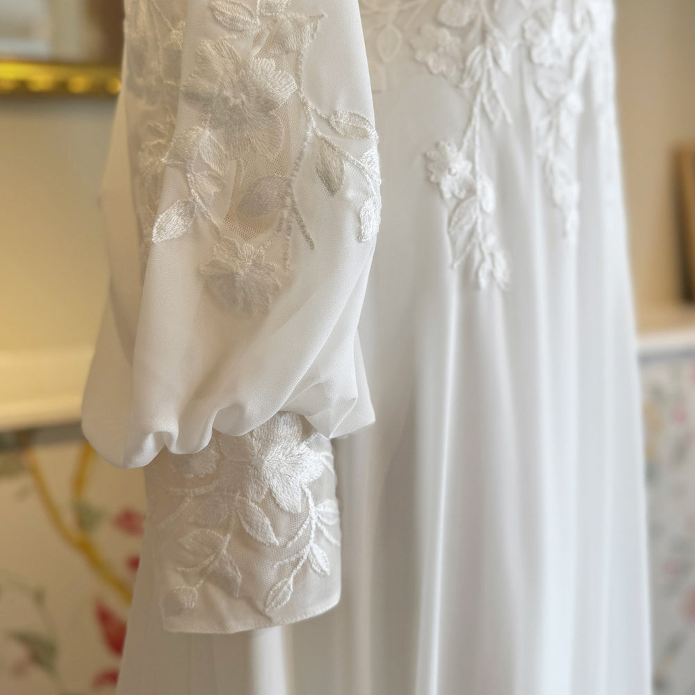 Boho Wedding Dress long sleeve V neck lace applique chiffon bride dress plus size robe de mariee A line Wedding Bridal Gown AL-QK128