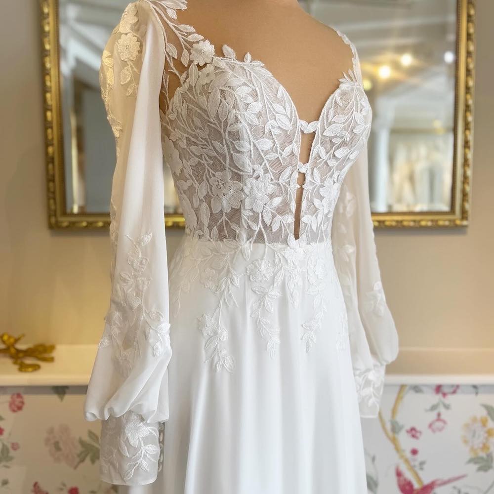 Boho Wedding Dress long sleeve V neck lace applique chiffon bride dress plus size robe de mariee A line Wedding Bridal Gown AL-QK128