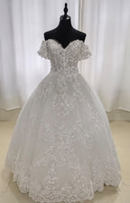 Off-the-Shoulder Lace Long Sleeve Satin Ball Gown Wedding Dress（副本）