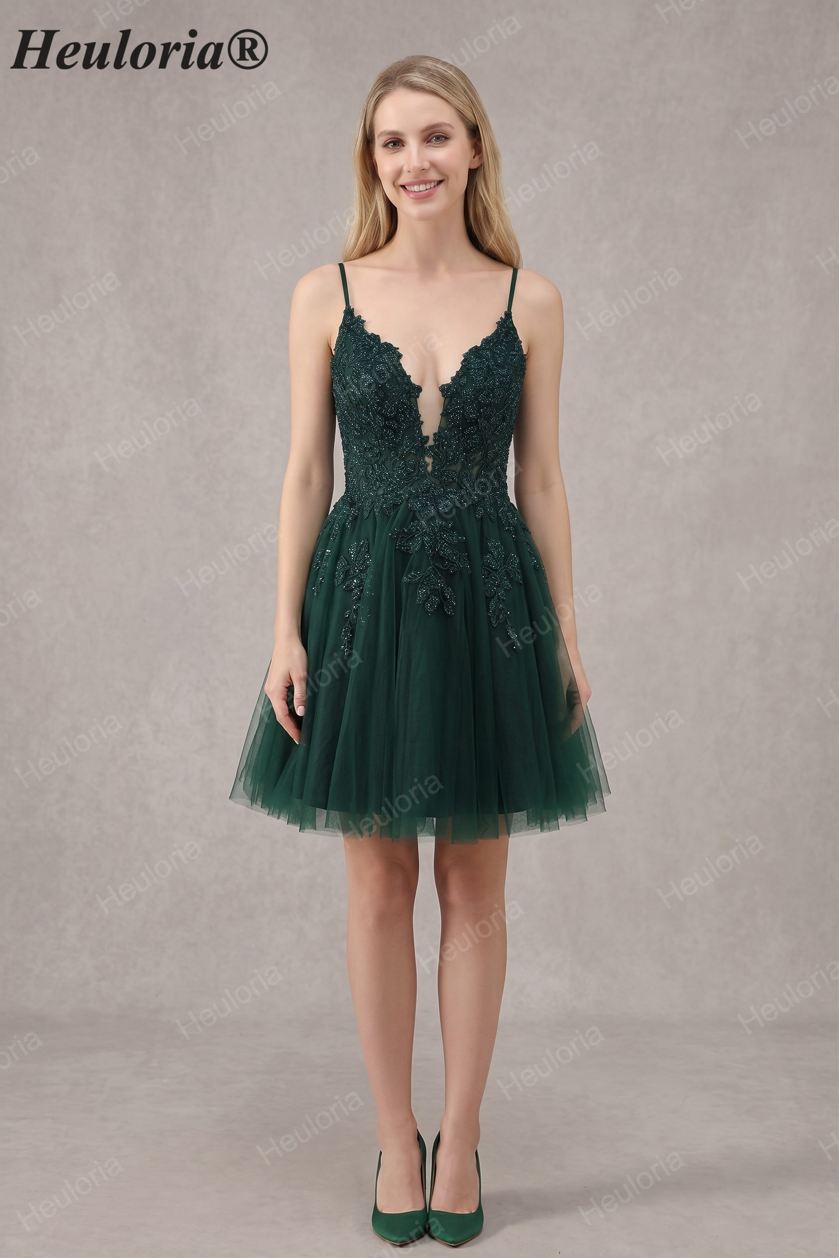 HEULORIA Heuloria Short A-Line Tulle Homecoming Dress with Beaded Lace and Illusion V-Neck ED-343 Image principale du produit