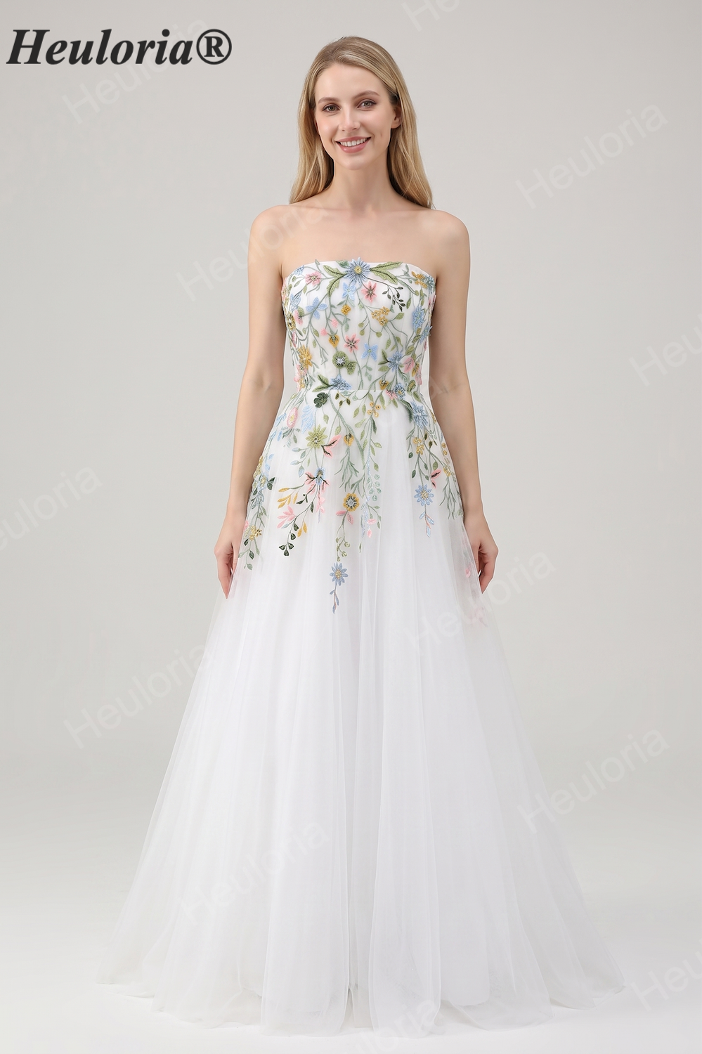 Heuloria Whimsical Colorful Floral Embroidery Strapless Wedding Dress - Romantic Tulle A-Line Bridal Gown with Corset Back ED-650 Imagen principal del producto