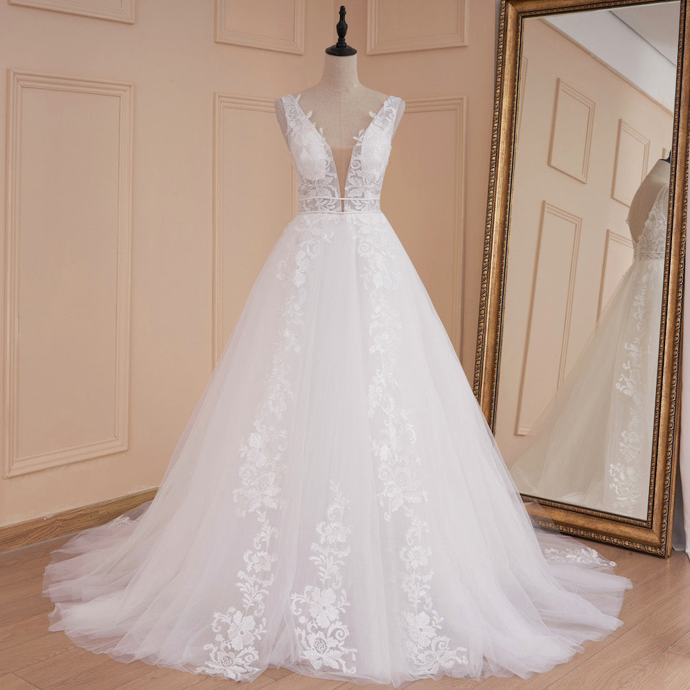 HEULORIA lace applique V neck wedding dress A line long train elegant Princess bridal gown Robe De Mariee Bride Dress AL-542