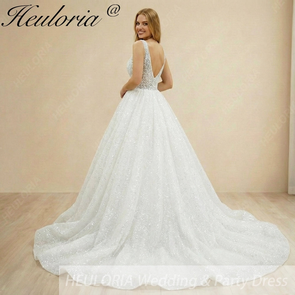 Heuloria Shimmering Deep V-Neck Glitter Ball Gown Wedding Dress - Sequined Lace Illusion Bodice) BA-1019 Image secondaire du produit