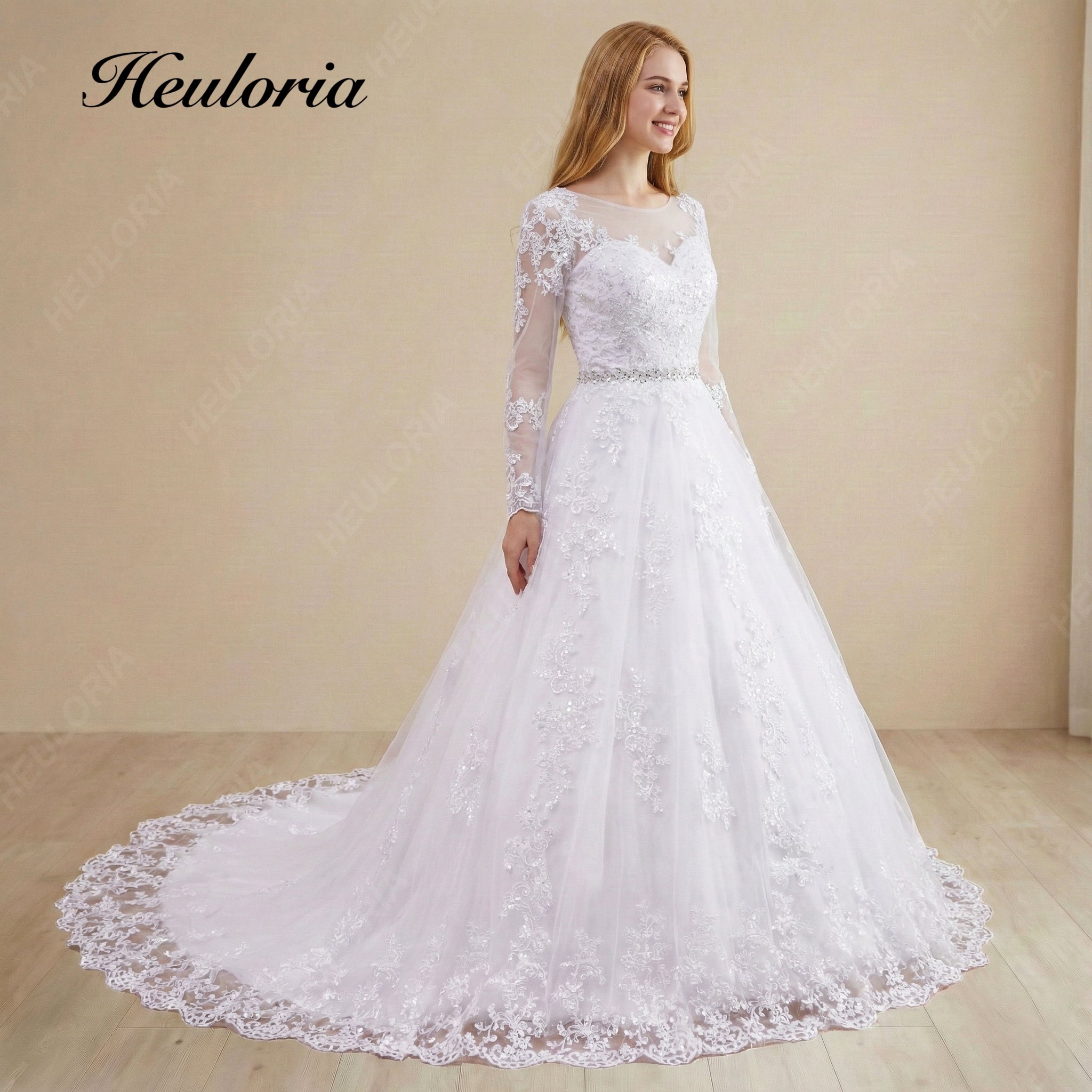 HEULORIA Elegant Long Sleeve Illusion Lace A-Line Wedding Dress with Cathedral Train and Crystal Belt BA-0517 Image principale du produit