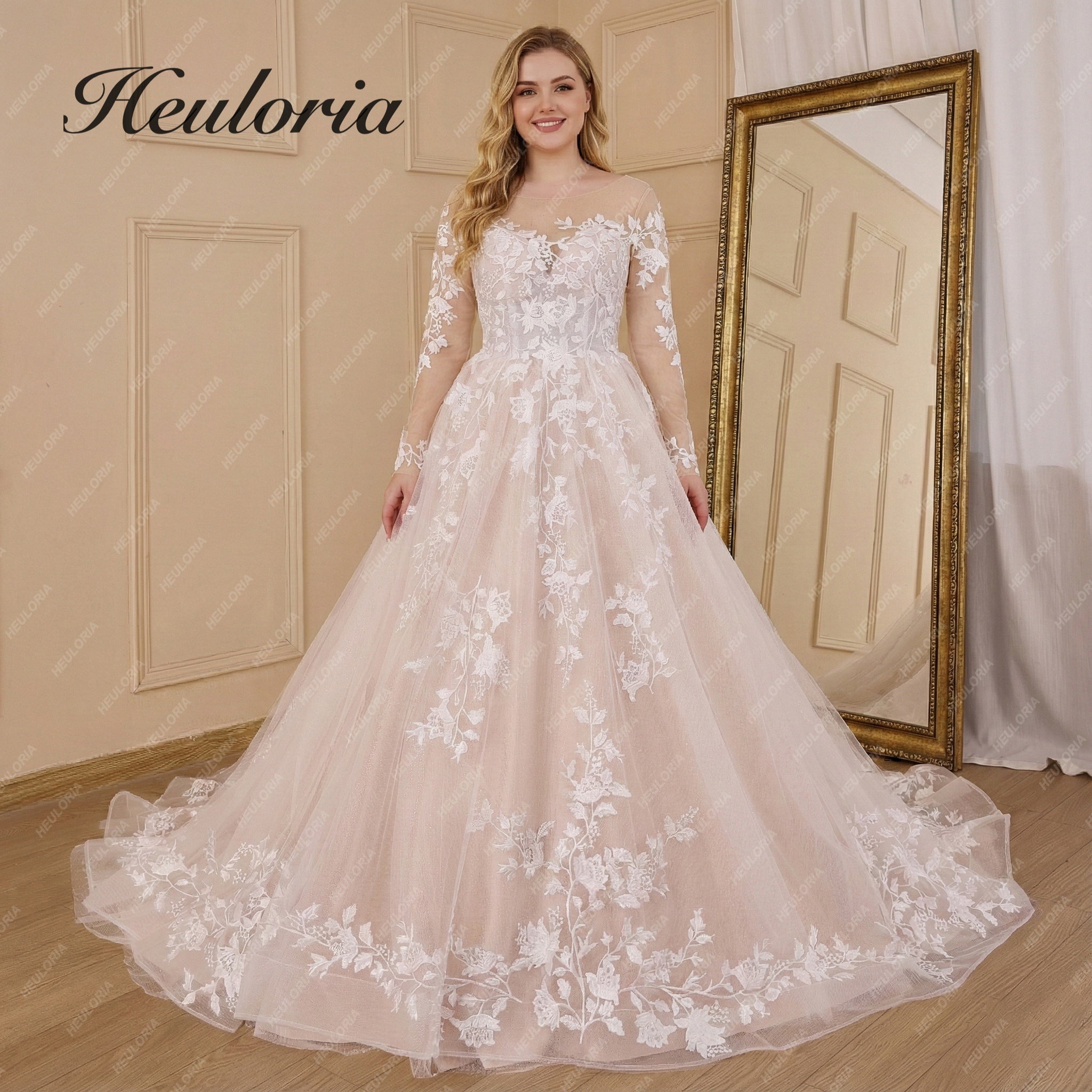 HEULORIA Romantic Illusion Long Sleeve A-Line Wedding Dress with Floral Lace & Shimmer Tulle BA-834 Immagine principale del prodotto