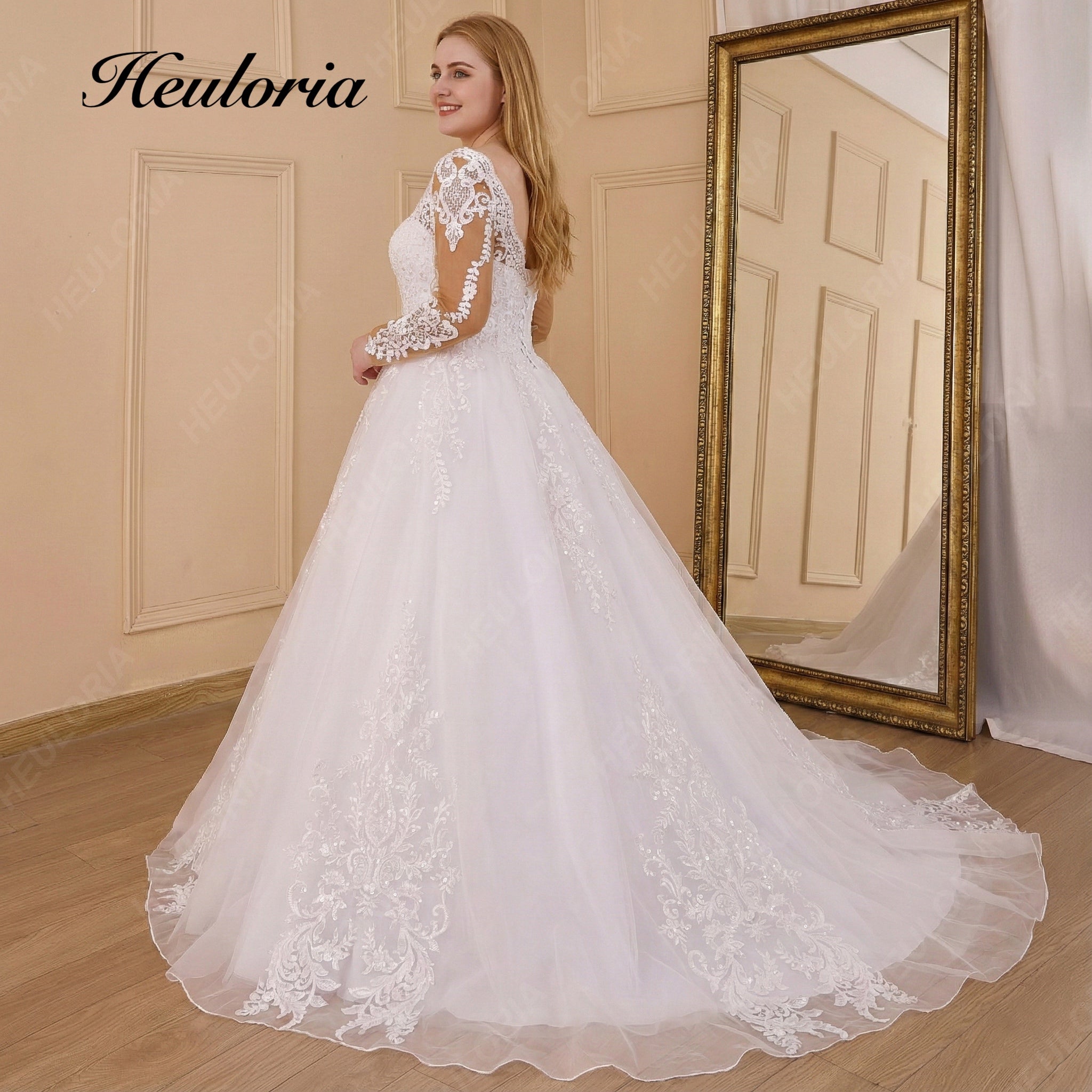 HEULORIA Elegant Sweetheart Neckline Wedding Dress plus size Illusion Lace Long Sleeves & Royal Train BA-827plus