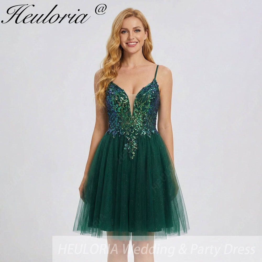 HEULORIA Short Emerald Green V-Neck Sequined Homecoming Dress with Illusion Plunge & Lace-Up Back ED-282 Image principale du produit