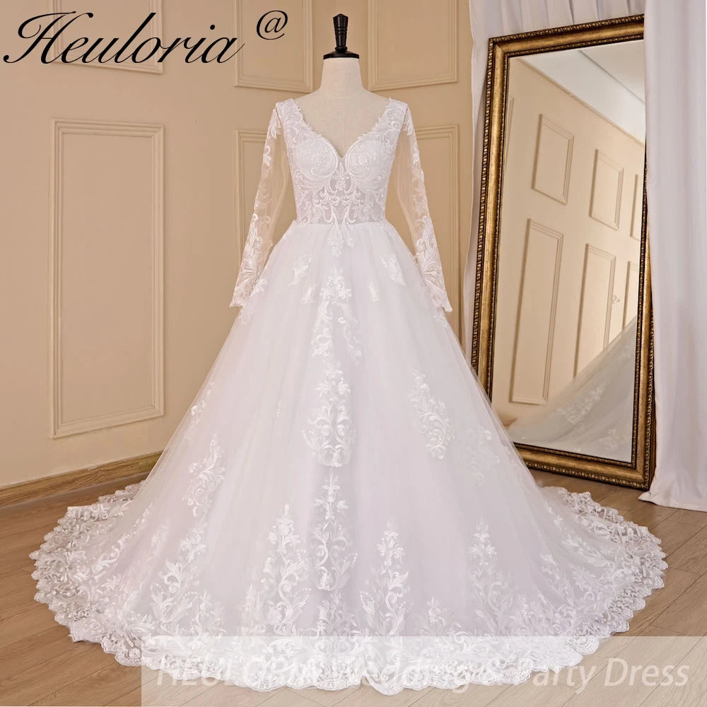 HEULORIA Ball-Gown/Princess V-Neck long sleeve Cathedral Train Tulle Lace Wedding Dress With Sequins BA-721A