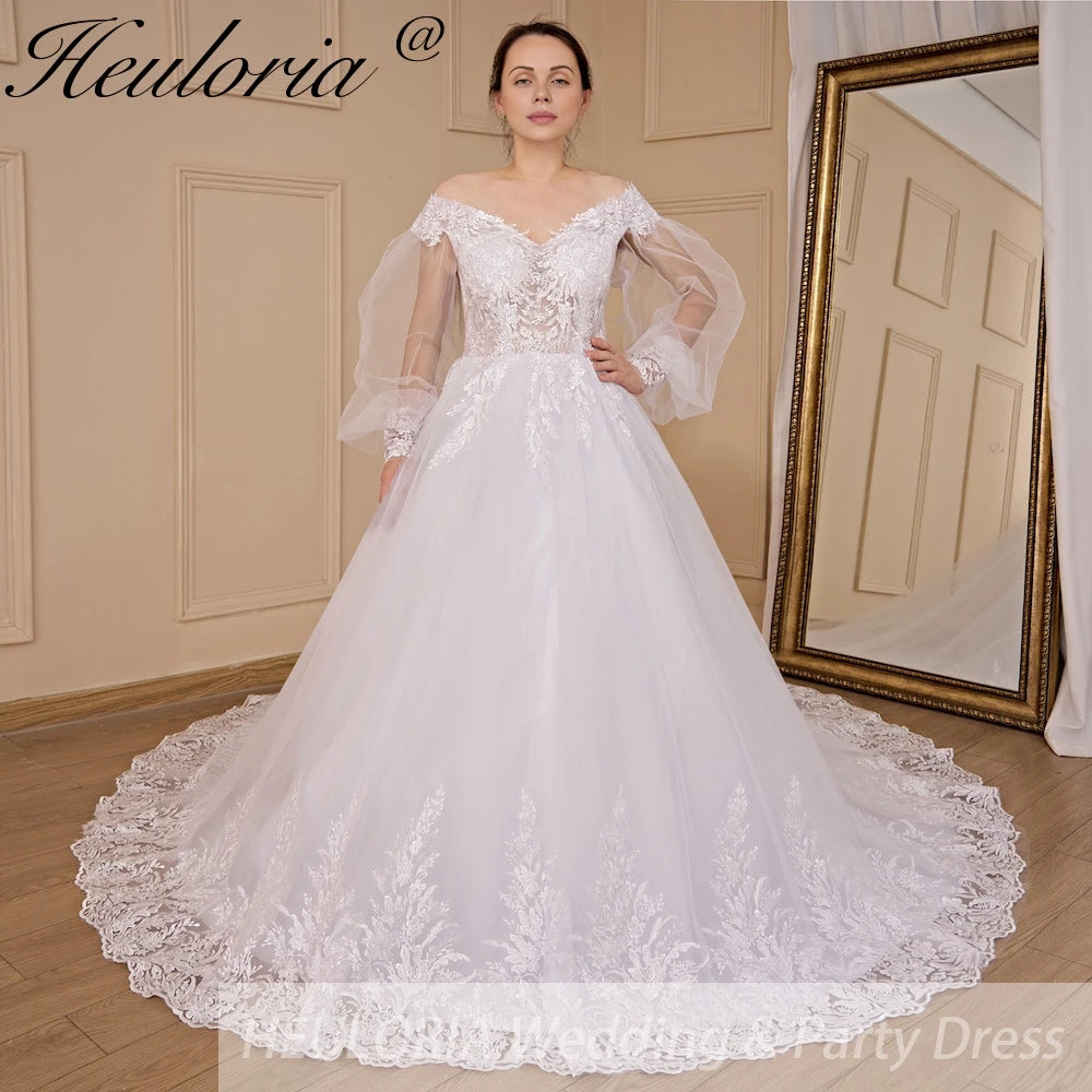 HEULORIA Ball-Gown/Princess V-Neck long sleeve Cathedral Train Tulle Lace Wedding Dress With Sequins BA-711