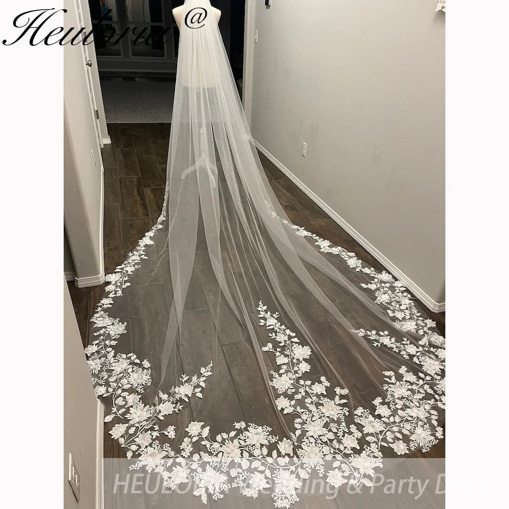 Cathedral Wedding Veil Lace bridal veil with Metal Comb Length 300cm width 300cm for Bride VL-48