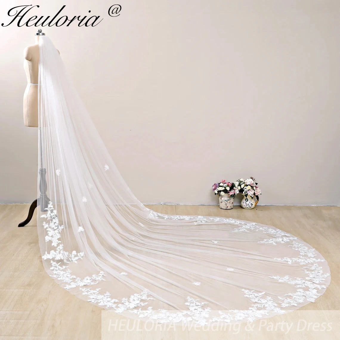 Cathedral Wedding Veil Lace bridal veil with Metal Comb Length 300cm width 300cm for Bride VL-101