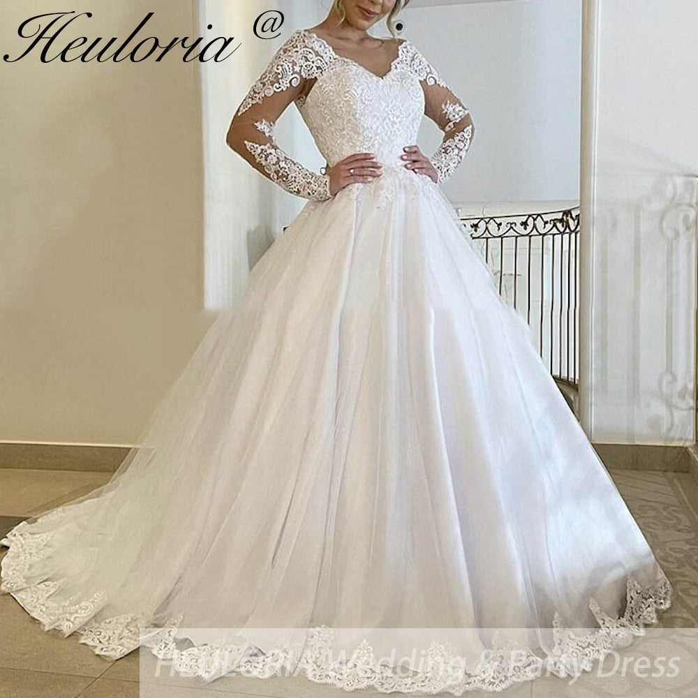 HEULORIA Ball-Gown/Princess V-Neck long sleeve Cathedral Train Tulle Lace Wedding Dress With Sequins BA-237 Main image