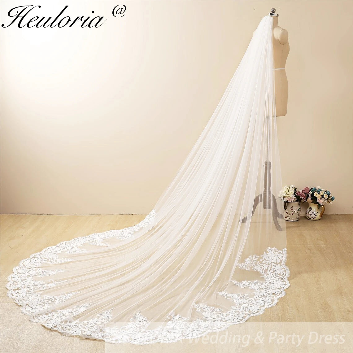 Cathedral length Wedding Veil Lace bridal veil with Metal Comb Length 300cm width 300cm for Bride VL-117