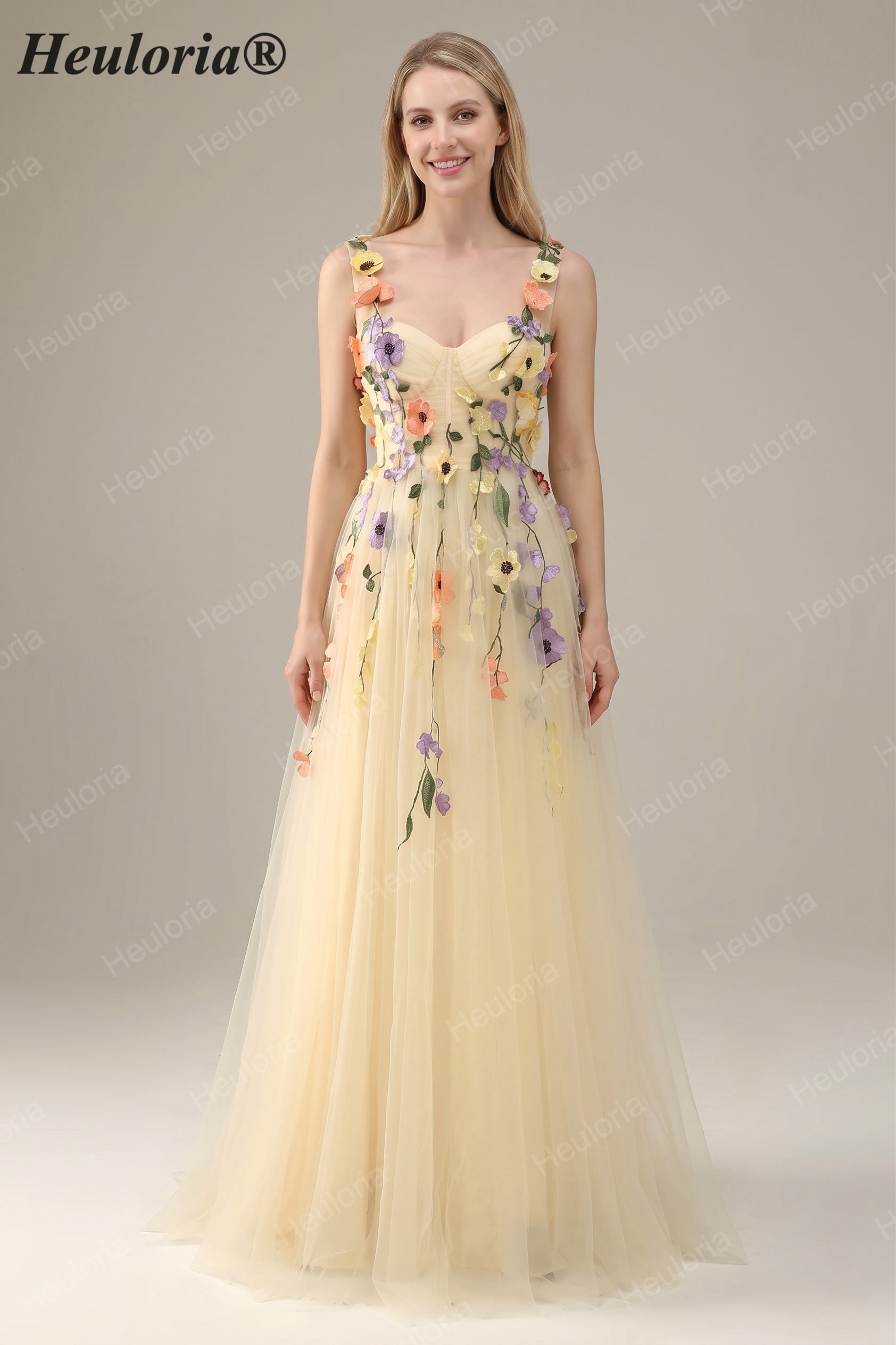Heuloria Enchanted Garden 3D Floral Appliqué Tulle Prom Dress - Whimsical A-Line Formal Gown ED-585 Imagen principal del producto