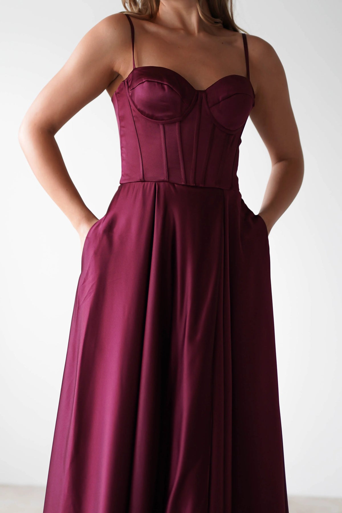HEULORIA Sweetheart Satin Corset A-Line Prom Dress with Slit ED-32