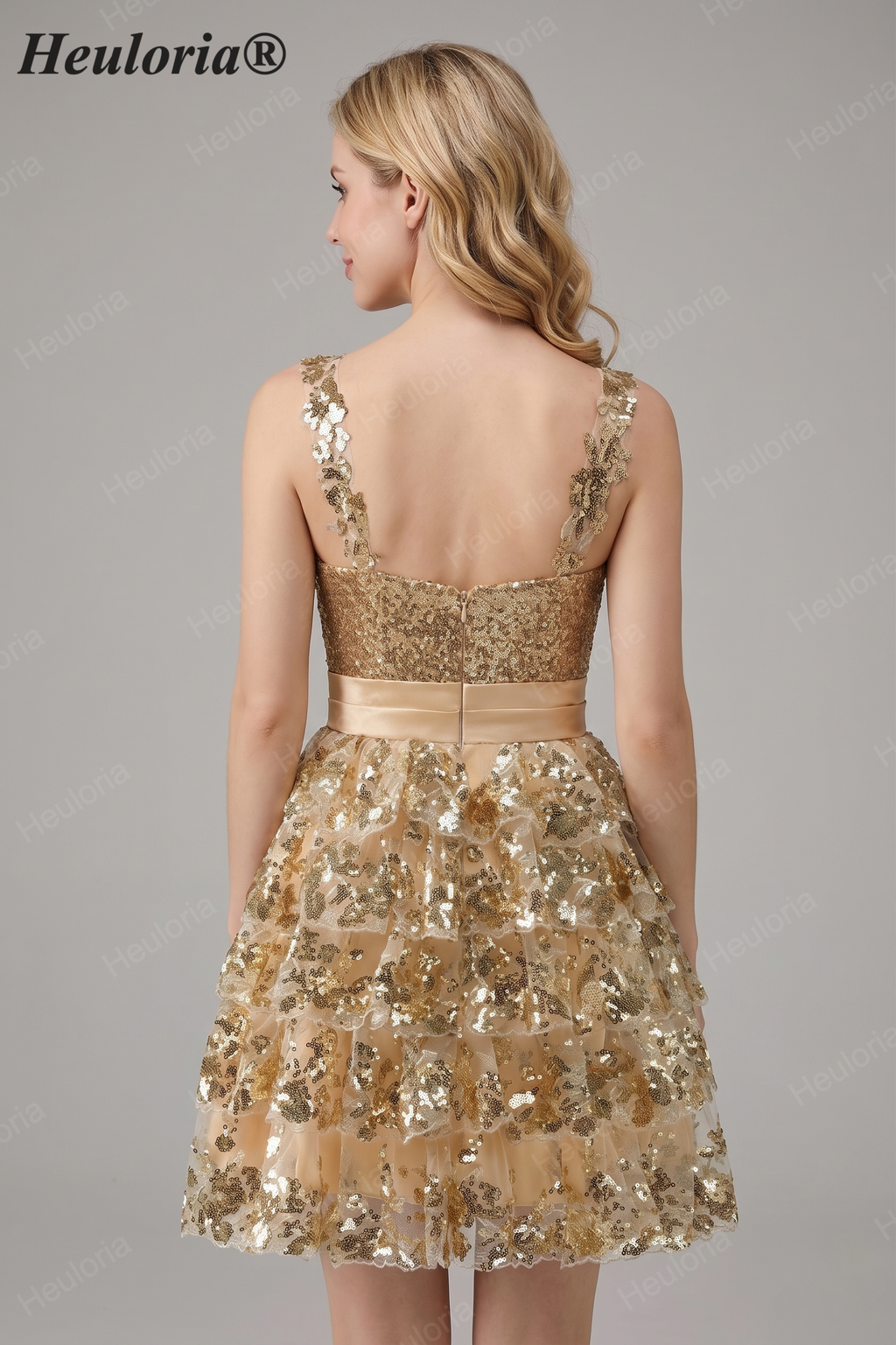 HEULORIA Sparkling Gold Tiered Sequin Mini Dress with Sweetheart Neckline and Rosette Detail ED-594