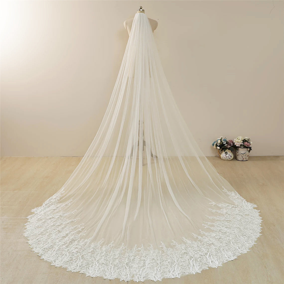 Cathedral Wedding Veil Lace bridal veil with Metal Comb Length 300cm width 300cm for Bride VL-35