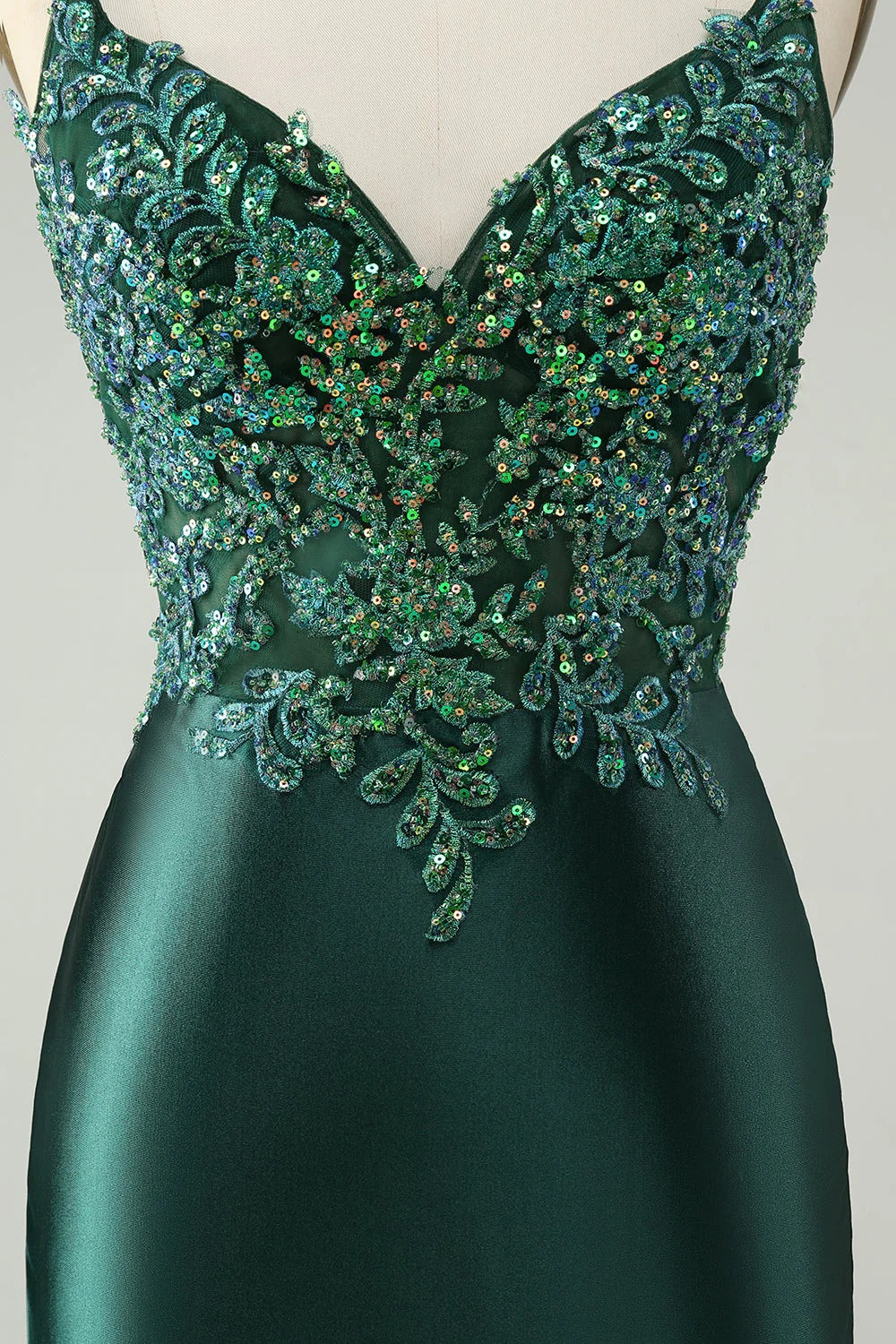 HEULORIA Emerald Green Sequin Lace Bodice Satin Mini Dress - V-Neck Spaghetti Strap Cocktail Party Gown ED-289