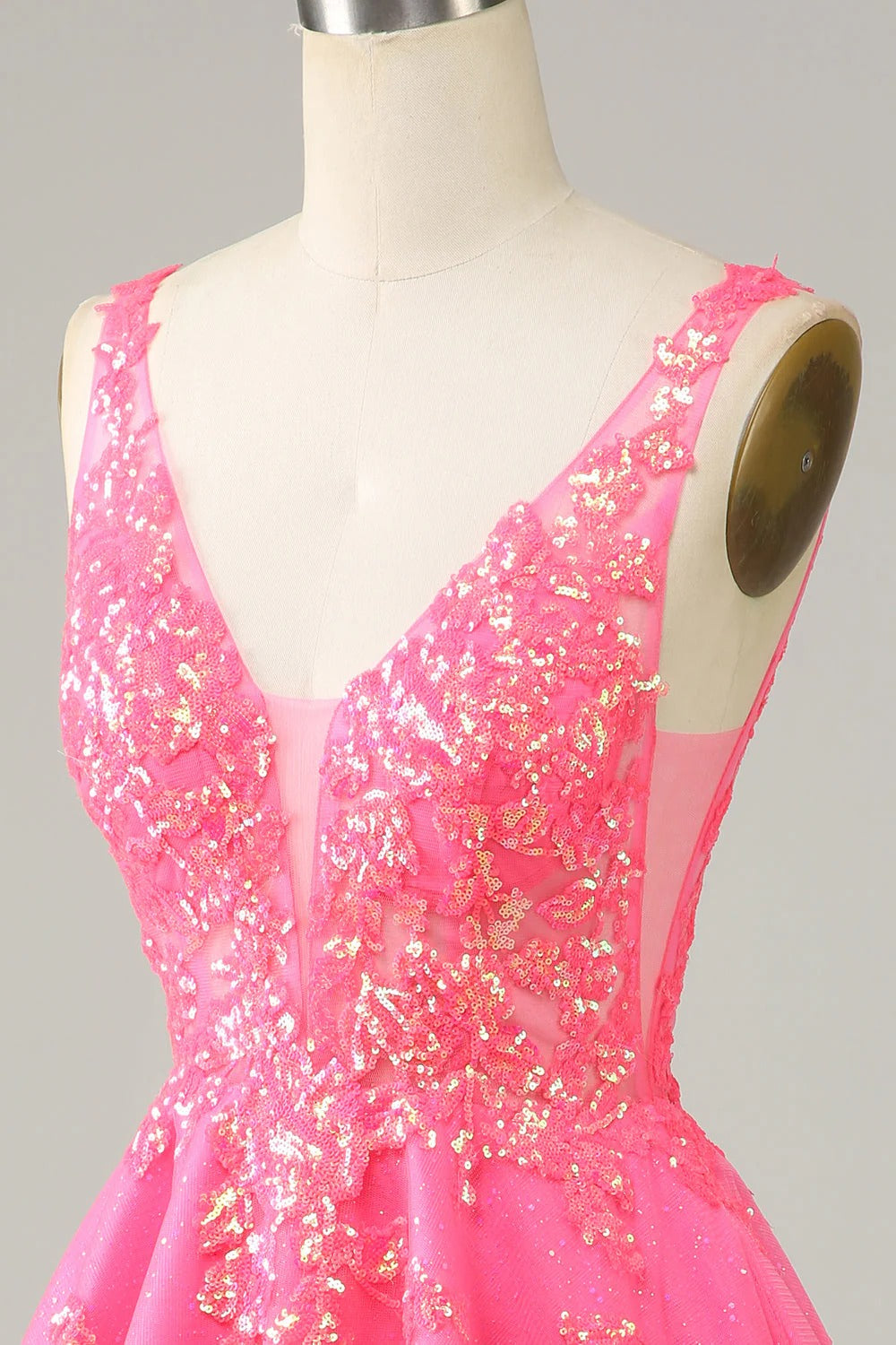 HEULORIA Sparkling V-Neck Sequined Lace Homecoming Dress - Sleeveless A-Line Short Party Gown ED-281