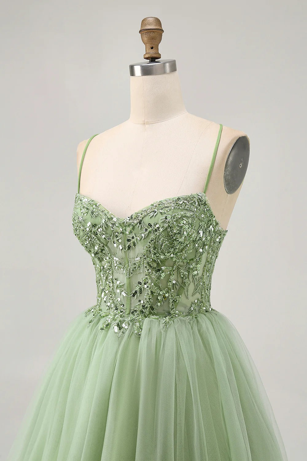 Short Sage Green Homecoming Dress | Sparkly Tulle Cocktail Gown heuloria Short Sage Green Homecoming Dress | Sparkly Tulle Cocktail Gown heuloria