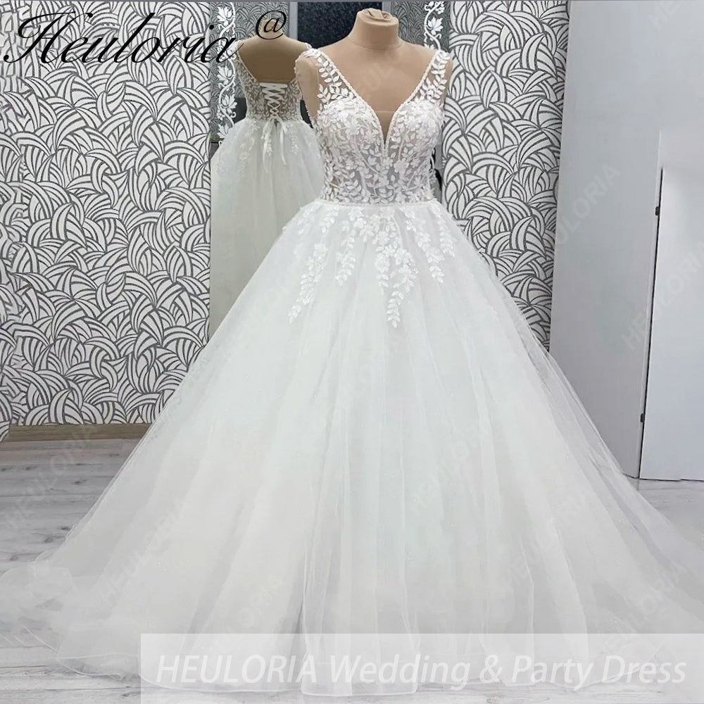 Heuloria Leafy Floral Lace V-Neck Wedding Dress: Shimmering Glitter Tulle A-Line Gown with Corset Back AL-970