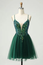 HEULORIA Short Emerald Green V-Neck Sequined Homecoming Dress with Illusion Plunge & Lace-Up Back ED-282