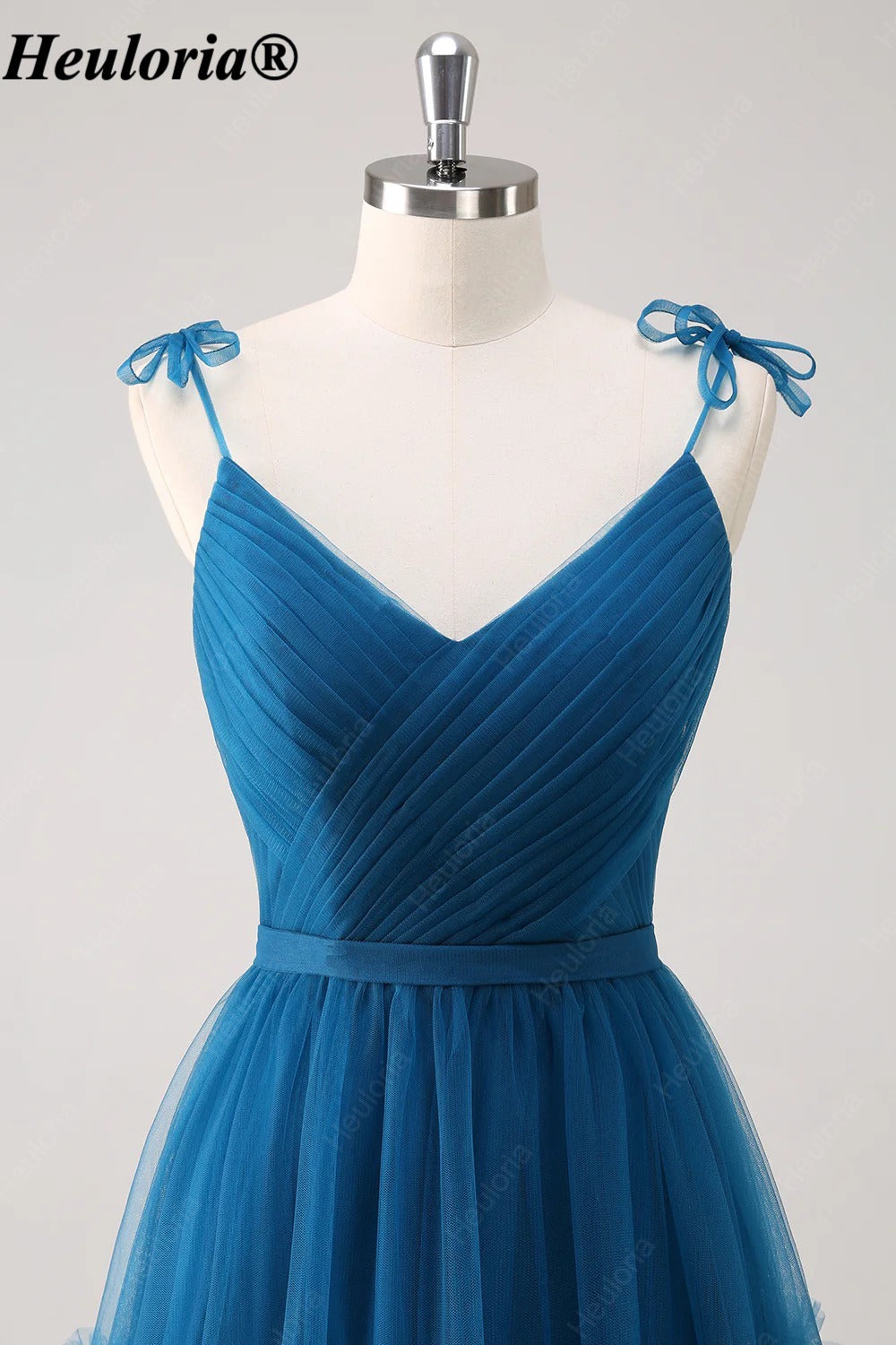 heuloria-Blue Bow Shoulder Tulle Bridesmaid Dress with Floral Detail-ed-537