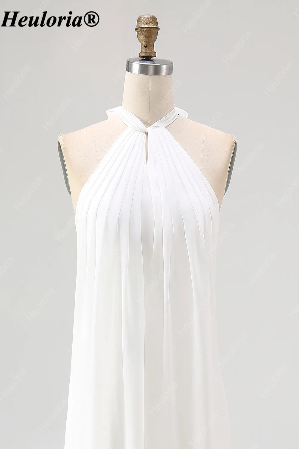 HEULORIA Halter Pleated Chiffon Bow Back Bridesmaid Dress ED-1101