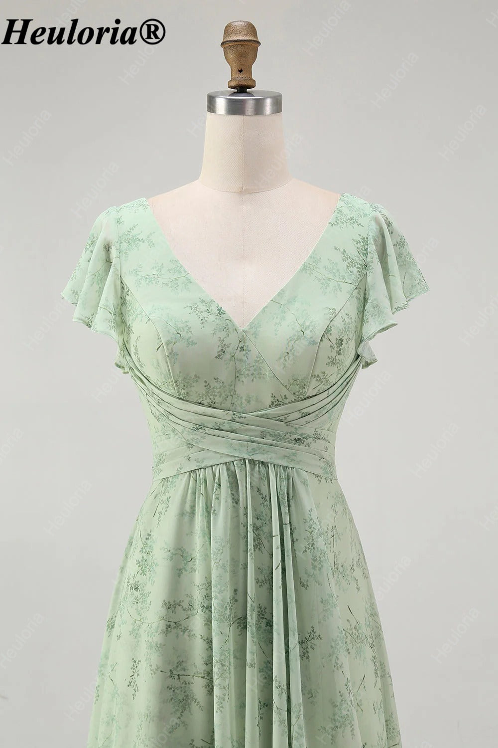 heuloria-Floral V-Neck Flutter Sleeve Bridesmaid Dress with Ruffle Slit-ed-564
