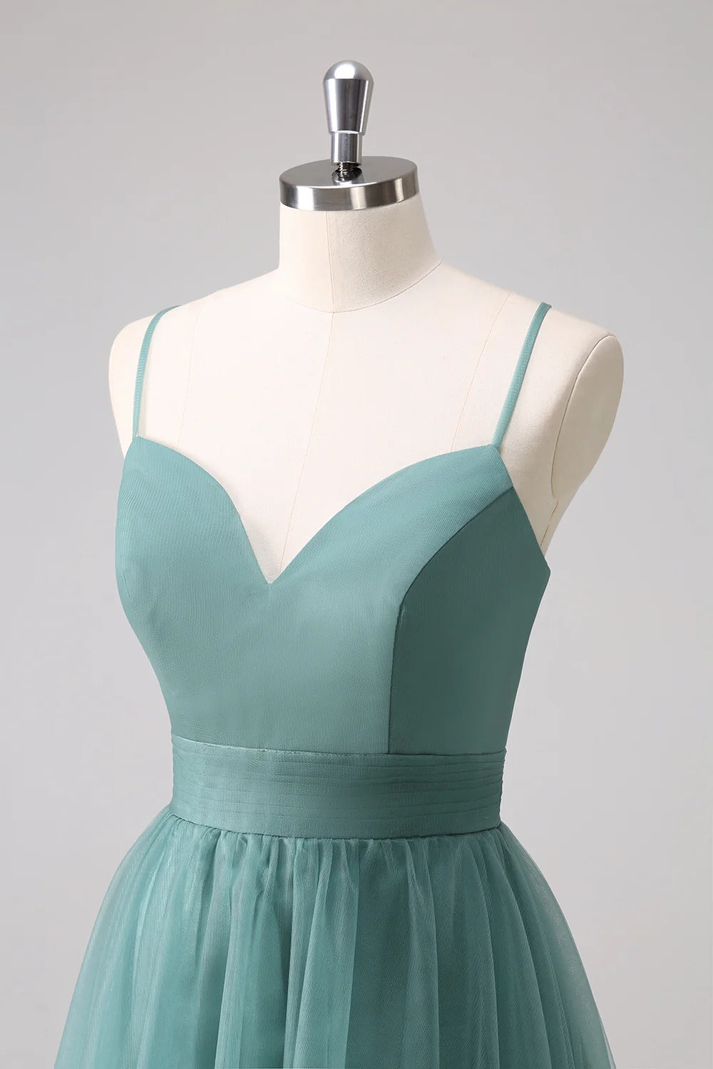 HEULORIA Eucalyptus Green Sweetheart Tulle Bridesmaid Dress with Cutout Back and Spaghetti Straps ED-247