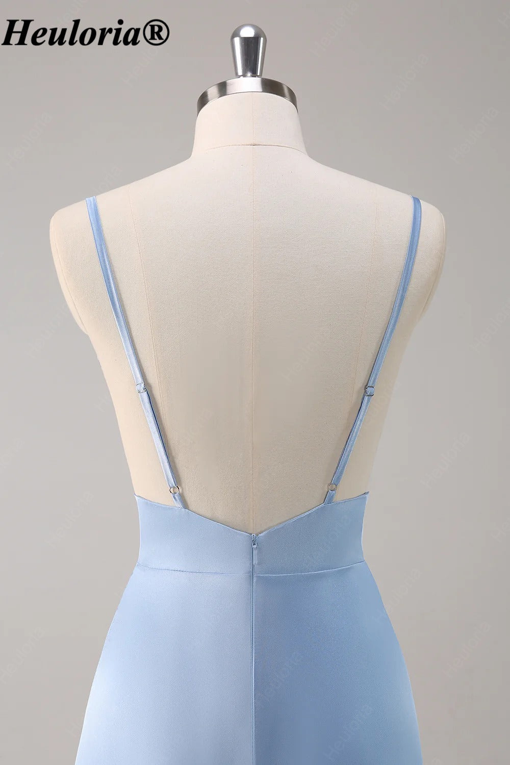 heuloria Sky Blue V-Neck Satin Bridesmaid Dress with Tiered Skirt ed-547