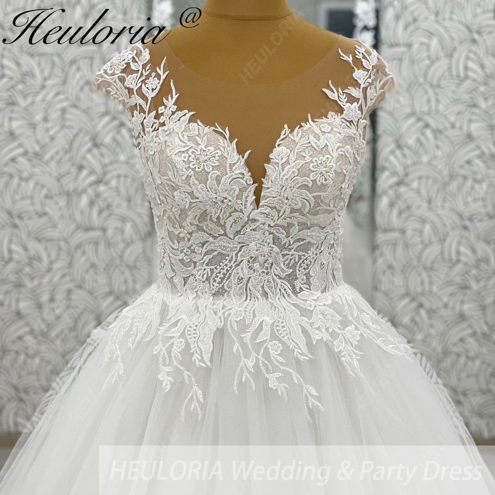 HEULORIA A line Wedding Dress V Neck Sleeveless Boho Lace Appliques Tulle Long Bridal Gowns  Customized AL-1074