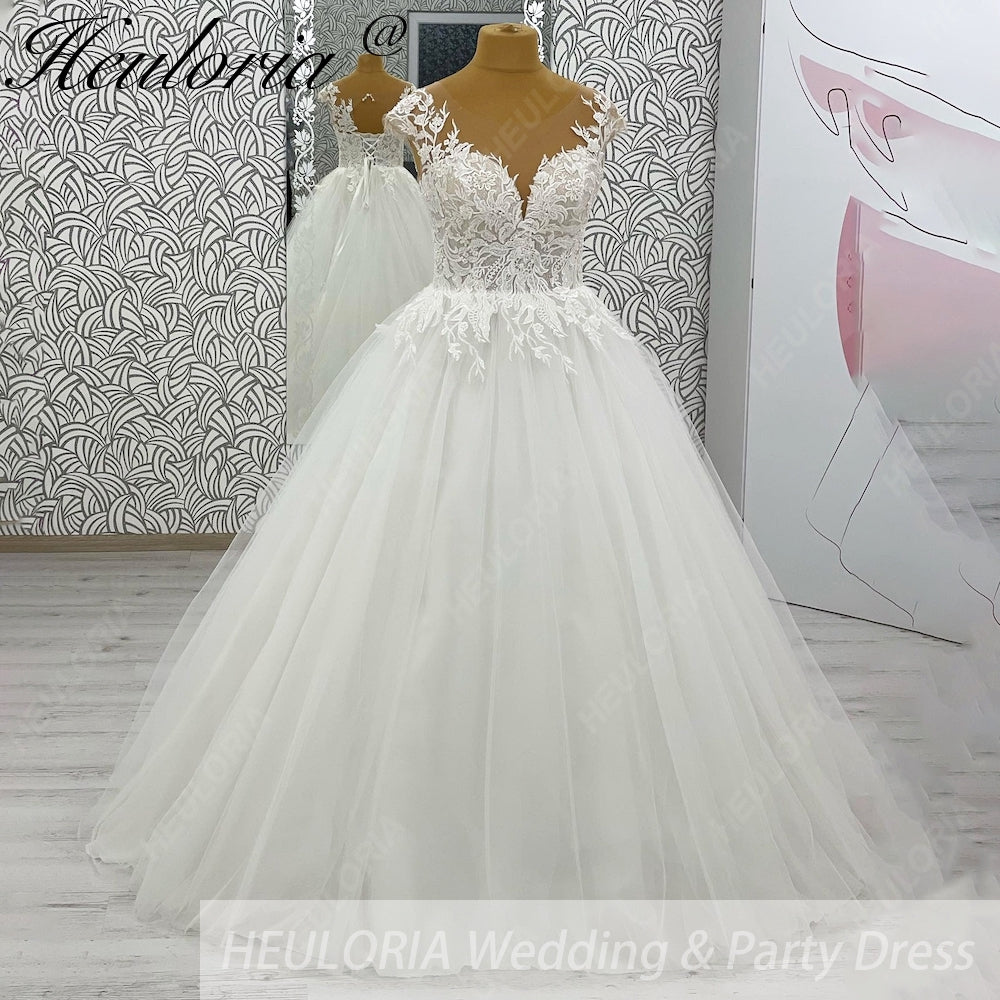 HEULORIA A line Wedding Dress V Neck Sleeveless Boho Lace Appliques Tulle Long Bridal Gowns  Customized AL-1074