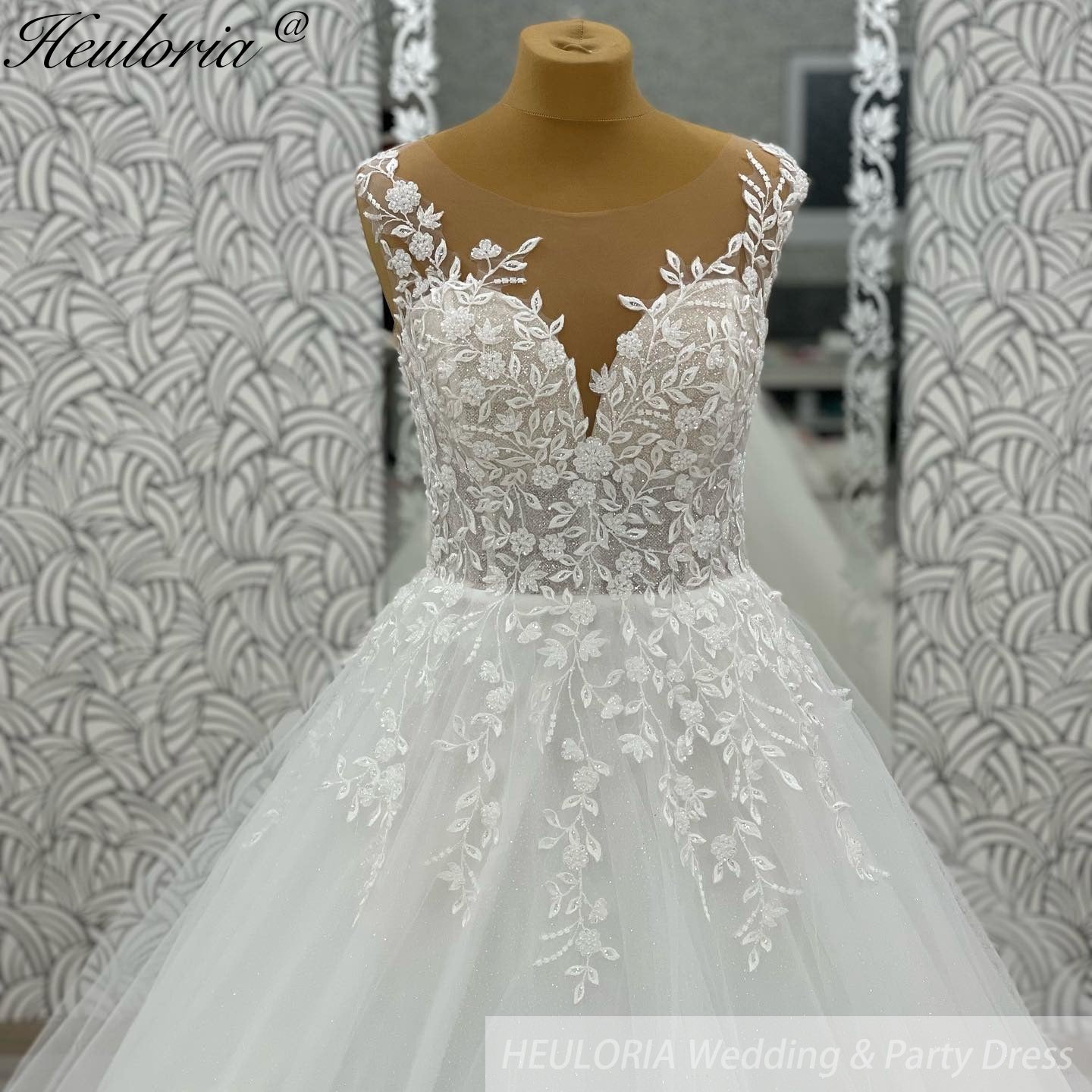 HEULORIA V Neck Sleeveless A line Wedding Dress Boho Lace Appliques Tulle Long Bridal Gowns Backless Vestidos de Novia Customized AL-1099 Secondary image