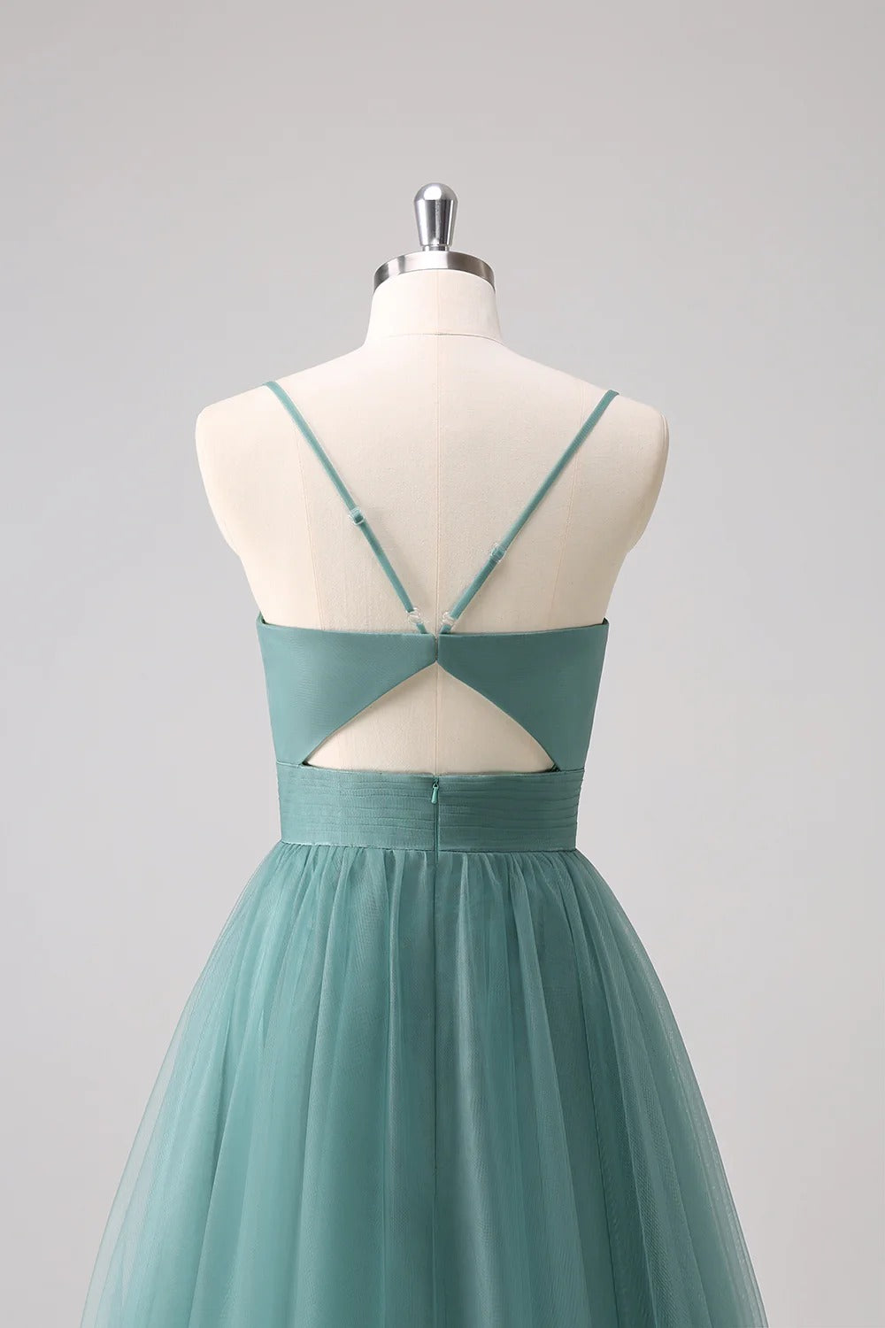 HEULORIA Eucalyptus Green Sweetheart Tulle Bridesmaid Dress with Cutout Back and Spaghetti Straps ED-247