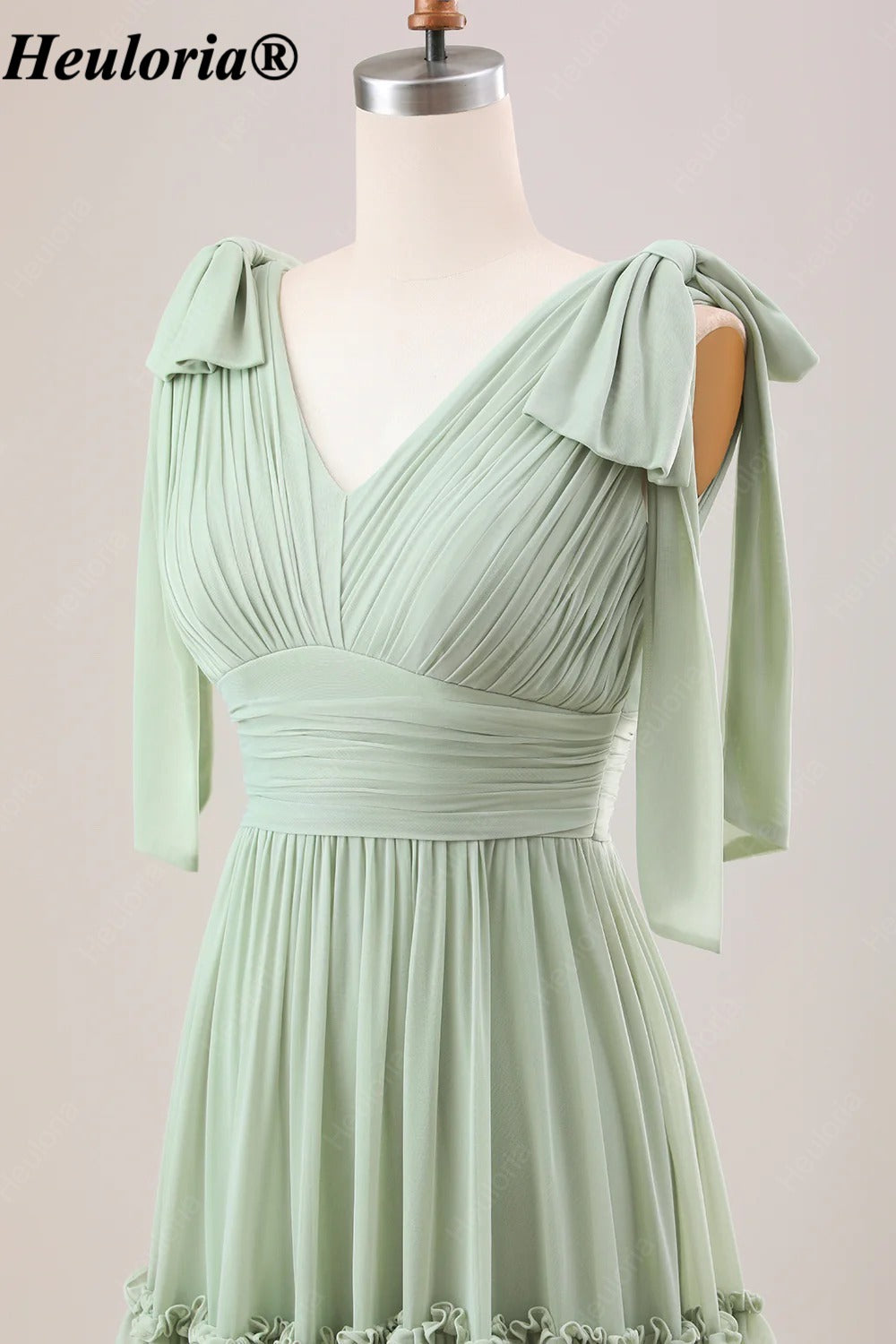 heuloria-Dusty Sage V-Neck Bow Shoulder Ruffle Bridesmaid Dress-ed-553