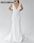 HEULORIA Minimalist Deep V-Neck Mermaid Wedding Dress with Detachable Pearl Sleeves ME-151