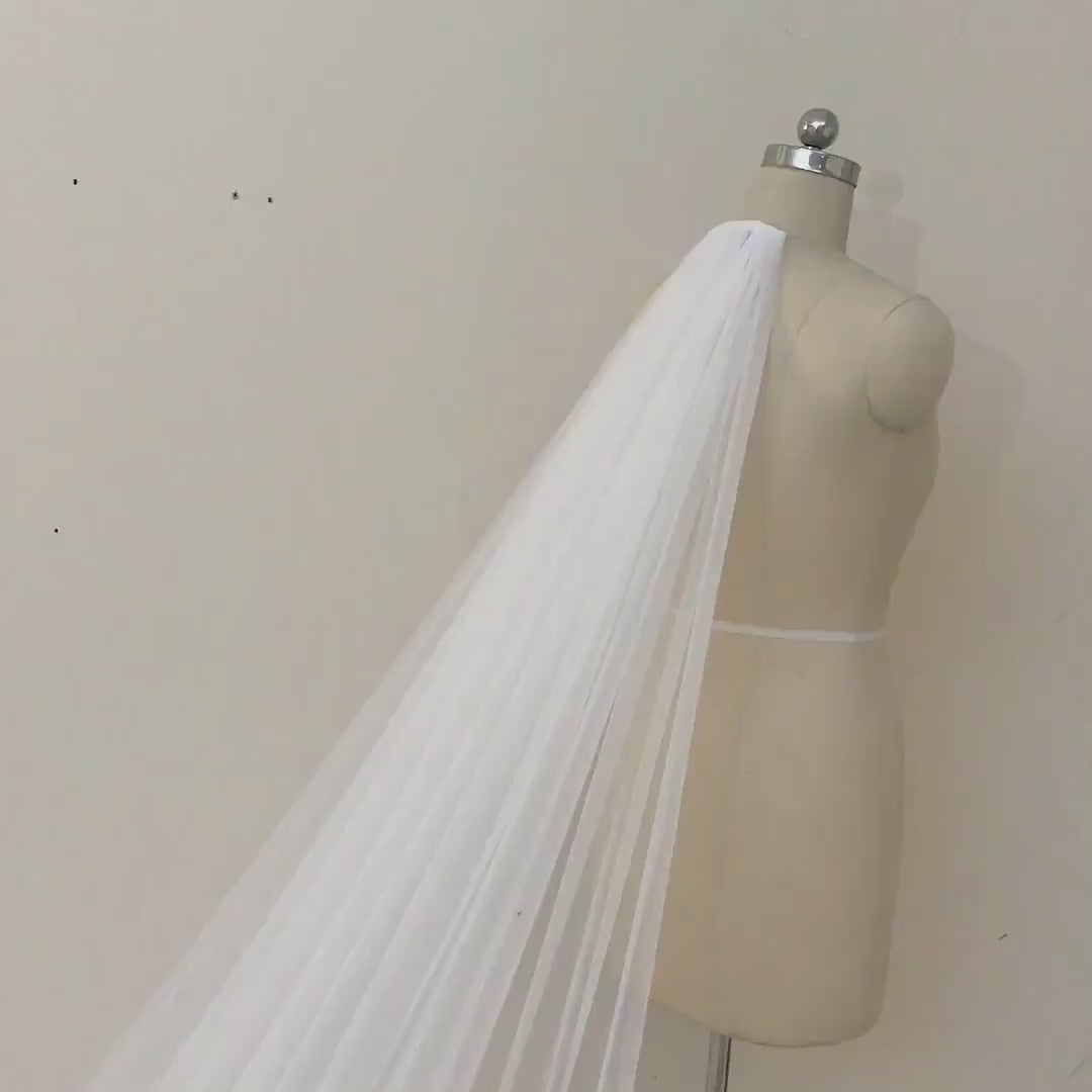 Cathedral Wedding Veil Lace bridal veil with Metal Comb Length 300cm width 300cm for Bride VL-131
