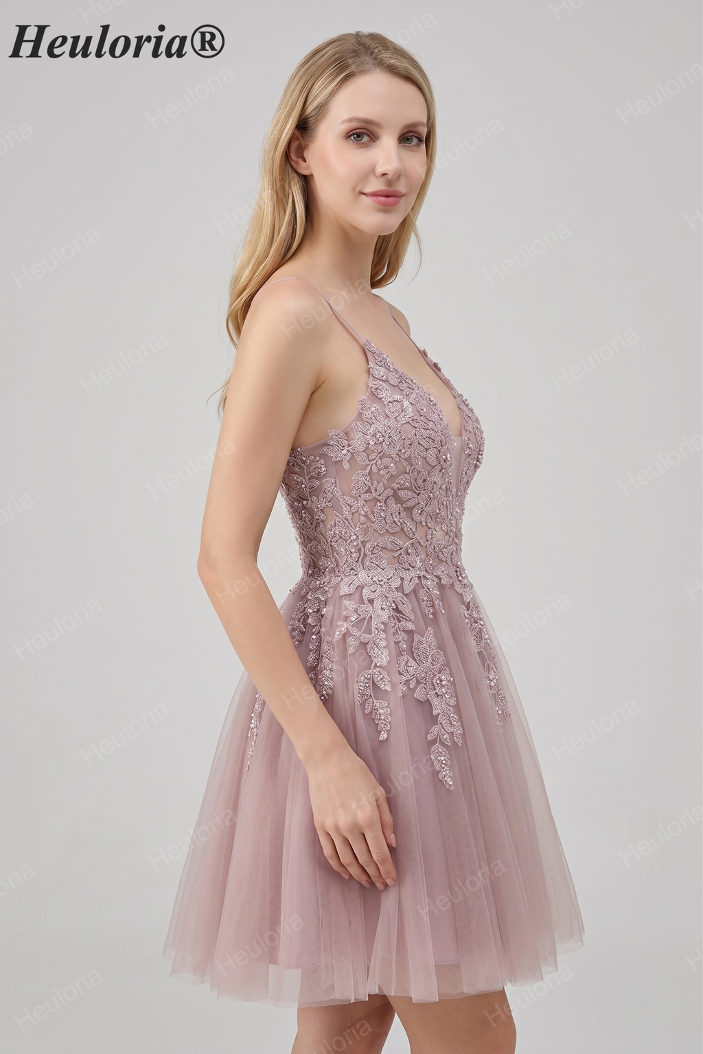 HEULORIA Heuloria Short A-Line Tulle Homecoming Dress with Beaded Lace and Illusion V-Neck ED-343