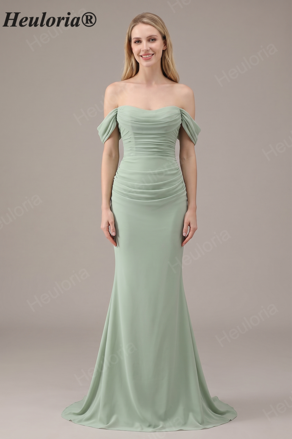 HEULORIA Elegant Off-The-Shoulder Ruched Sage Green Chiffon Mermaid Bridesmaid Dress with Lace-Up Back ED-654 Imagen principal del producto