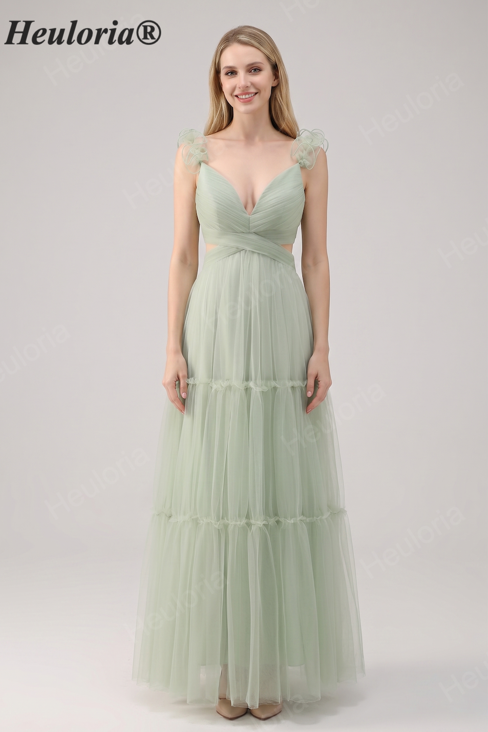 HEULORIA Romantic Dusty Sage Tiered Tulle V-Neck Prom Dress with Floral Ruffled Straps ED-561 Imagen principal del producto