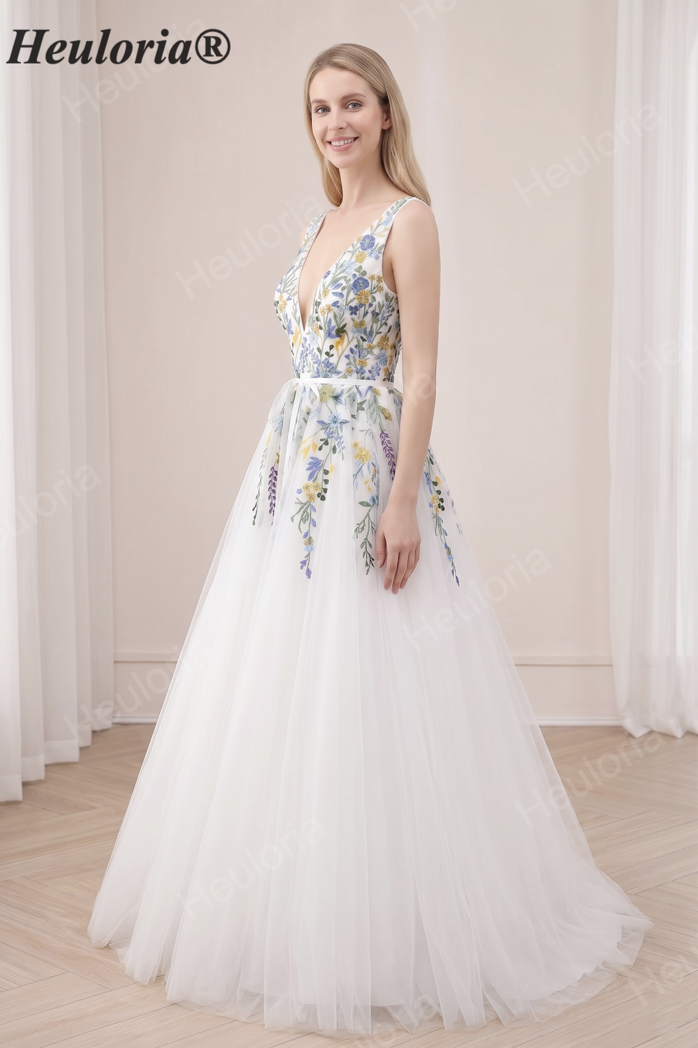 HEULORIA White Floral Embroidered Deep V-Neck A-Line Evening Gown with Waist Sash ED-669